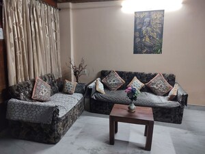 Living Room in  Pg at Kopar Khairane – for Rent