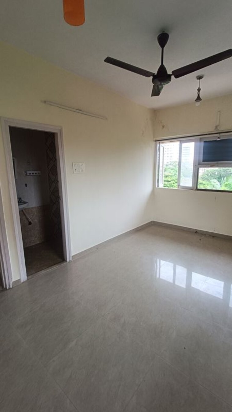 Master Bedroom, shiv-shakti-complex 3 Bedroom 1100 Sq.Ft. Apartment In Andheri West Mumbai 10592125