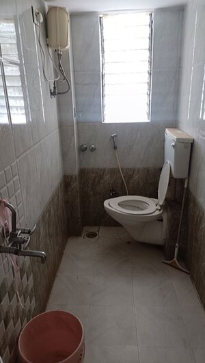 Bathroom in 3 BHK Apartment at Shiv Shakti Complex, Andheri West – for Rent