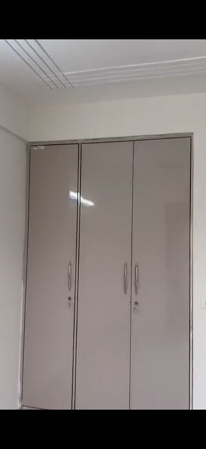 Furnished Amenities in 3.5 BHK Apartment at Smart World Gems, Sector 89 – for Rent