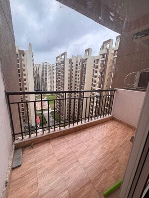 2.5 BHK Apartment – Exterior View View at Amrapali Centurian Park, Tech Zone 4 Greater Noida - for Sale
