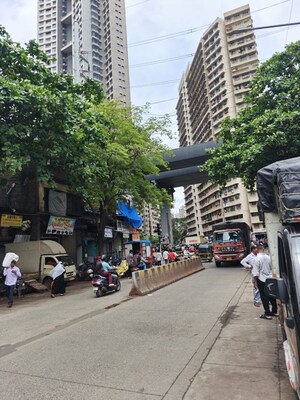 Parking in 1 BHK Apartment at West View CHS Kandivali, Kandivali West – for Sale