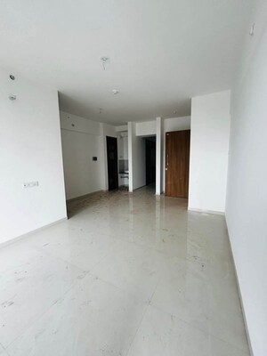Room in 2 BHK Apartment at Majestique Signature Towers, Balewadi – for Rent
