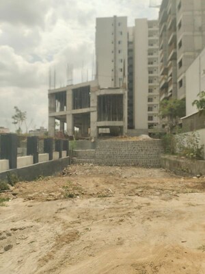  Plot For Sale in Kailash Hills