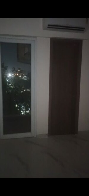 Room in 3.5 BHK Apartment at M3M Soulitude, Sector 89 – for Sale