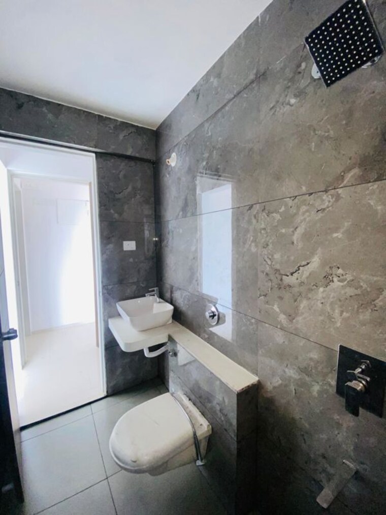Bathroom, jn-adi-amma-insperia 3 Bedroom 1045 Sq.Ft. Apartment In Rahatani Pune 10592218