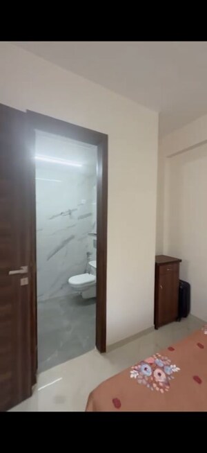 Room in 3.5 BHK Apartment at Smart World Gems, Sector 89 – for Rent