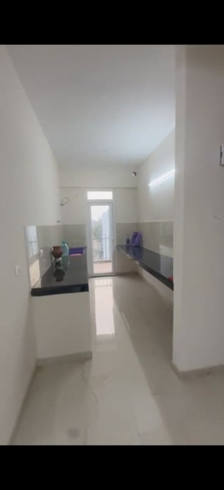 Kitchen, smart-world-gems 3.5 Bedroom 1494 Sq.Ft. Apartment In Sector 89 Gurgaon 10592231