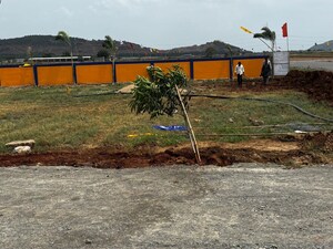  Plot – Garden View at Kanuru - for Sale