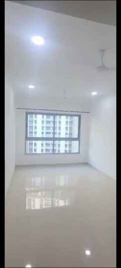 2 BHK Apartment For Rent in Kalpataru Immensa