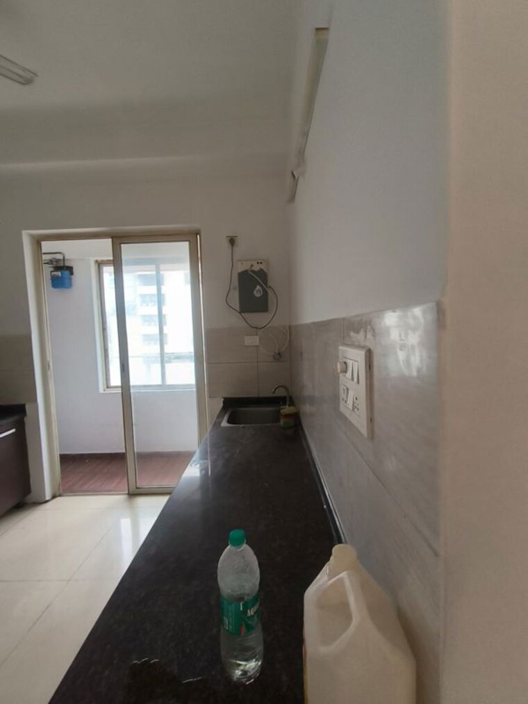 Bathroom, vtp-urban-space 3.5 Bedroom 1800 Sq.Ft. Apartment In Nibm Road Pune 10592221