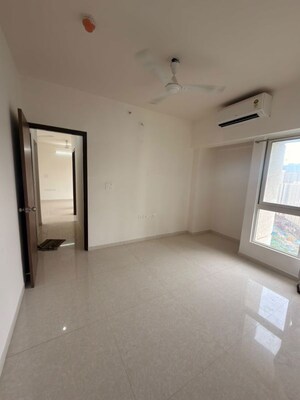 Bedroom in 2 BHK Apartment at Lodha Amara, Kolshet Road – for Rent