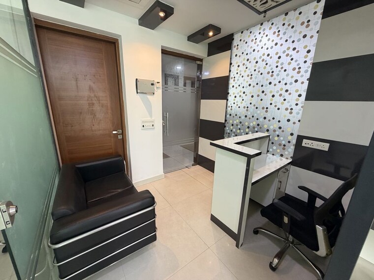 Team Area, netaji subhash place Commercial Office Space 1152 Sq.Ft. In Netaji Subhash Place Delhi 10592274