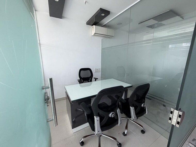 Team Area, netaji subhash place Commercial Office Space 1152 Sq.Ft. In Netaji Subhash Place Delhi 10592274