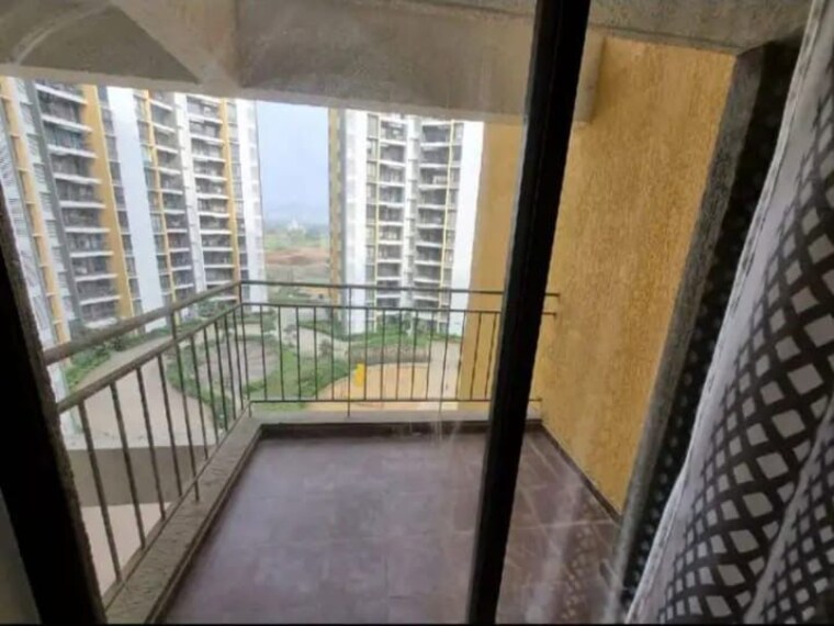 Balcony, shapoorji-pallonji-joyville-hinjewadi 2 Bedroom 1000 Sq.Ft. Apartment In Hinjewadi Pune 10592290