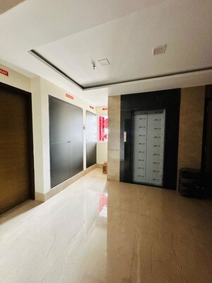 Room in 2 BHK Apartment at Satra One, Goregaon West – for Sale
