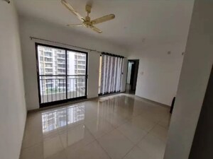 Room in 2 BHK Apartment at Shapoorji Pallonji Joyville Hinjewadi, Hinjewadi – for Rent