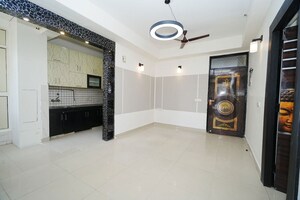 2 BHK Apartment For Rent in Supertech Crown Town, Sector 74