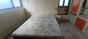 Room in 1 BHK Apartment at Suchidham Complex, Goregaon East – for Rent