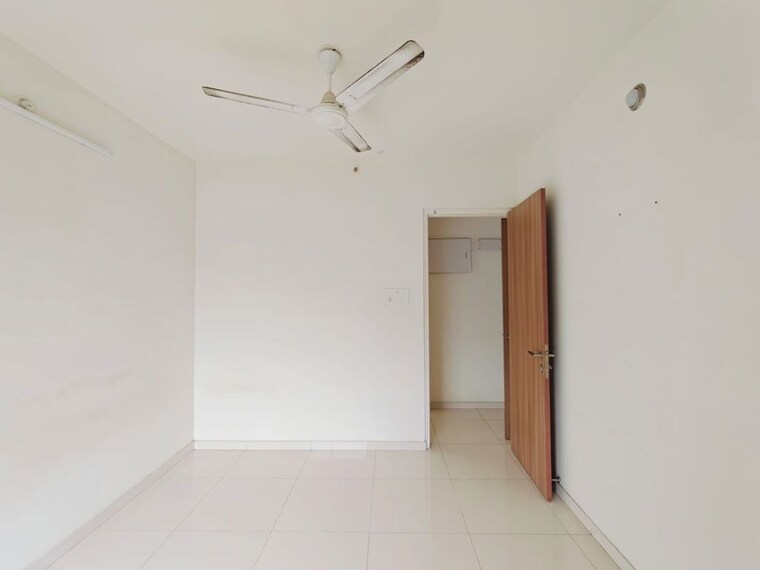 Room, godrej-emerald 2 Bedroom 708 Sq.Ft. Apartment In Ghodbunder Road Thane 10592330