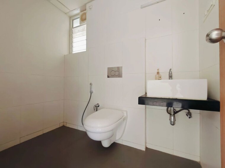 Bathroom, godrej-emerald 2 Bedroom 708 Sq.Ft. Apartment In Ghodbunder Road Thane 10592330