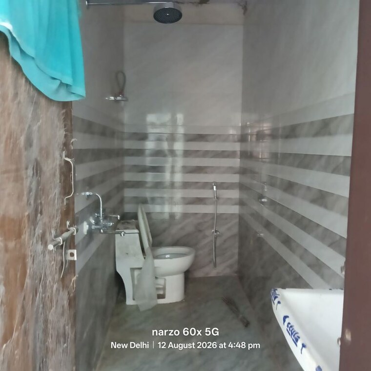Bathroom, nextra-the-address 2 Bedroom 700 Sq.Ft. Builder Floor In Mayur Vihar 1 Delhi 10592366