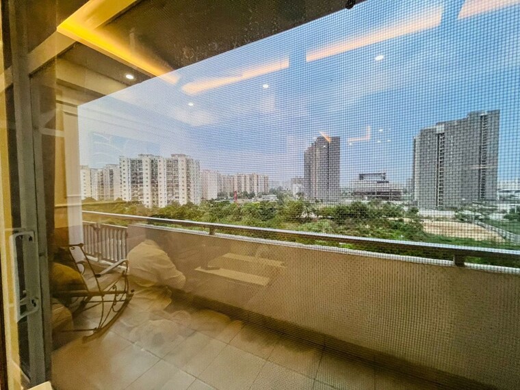 Swimming Pool, ss-the-leaf 4 Bedroom 2804 Sq.Ft. Apartment In Sector 85 Gurgaon 10592338