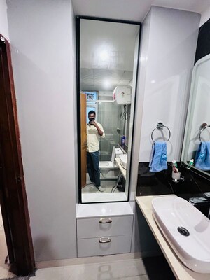 Team Area in 4 BHK Apartment at SS The Leaf, Sector 85 – for Rent