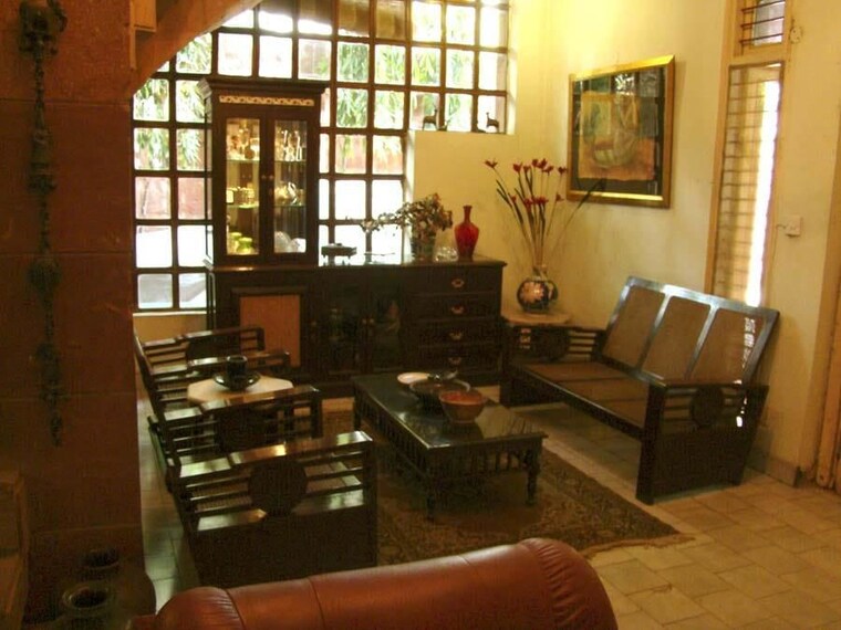 Living Room, sector 40 5 Bedroom 450 Sq.Mt. Villa In Sector 40 Noida 10592391