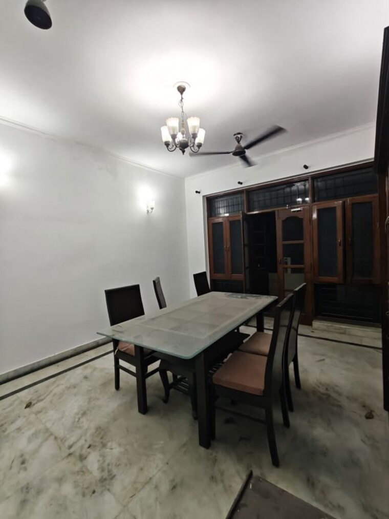 Gym, ansal-sushant-lok-i 3 Bedroom 300 Sq.Yd. Builder Floor In Sector 43 Gurgaon 10592399