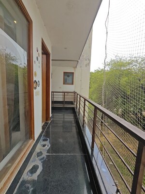 Balcony in 3 BHK Builder Floor at Ansal Sushant Lok I, Sector 43 – for Rent