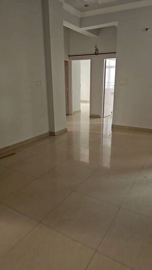 3 BHK Apartment For Rent in Sector 20
