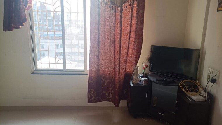 Living Room, mount-n-glory 2 Bedroom 800 Sq.Ft. Apartment In Kharadi Pune 10592406