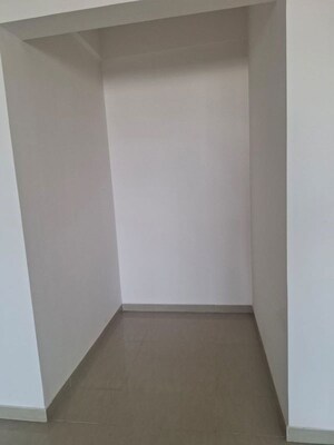Room in 3 BHK Apartment at Nitesh Caesars Palace, Kanakapura Road – for Sale
