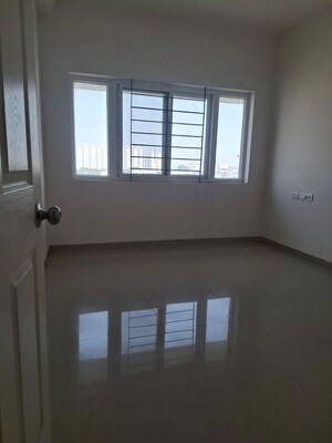Room in 3 BHK Apartment at Nitesh Caesars Palace, Kanakapura Road – for Sale