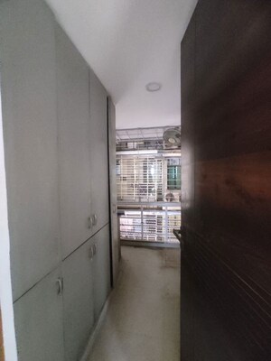 Bathroom in 2.5 BHK Apartment at Mahindra Splendour, Bhandup West – for Sale