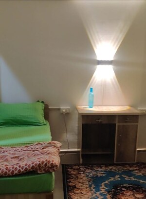 Bedroom in  Pg at Airoli – for Rent