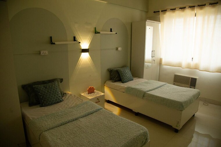 Bathroom, vashi sector 30 Pg For Girls In Vashi Sector 30 10592459