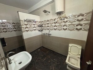 Team Area in 2 BHK Builder Floor at Sector 51 – for Rent