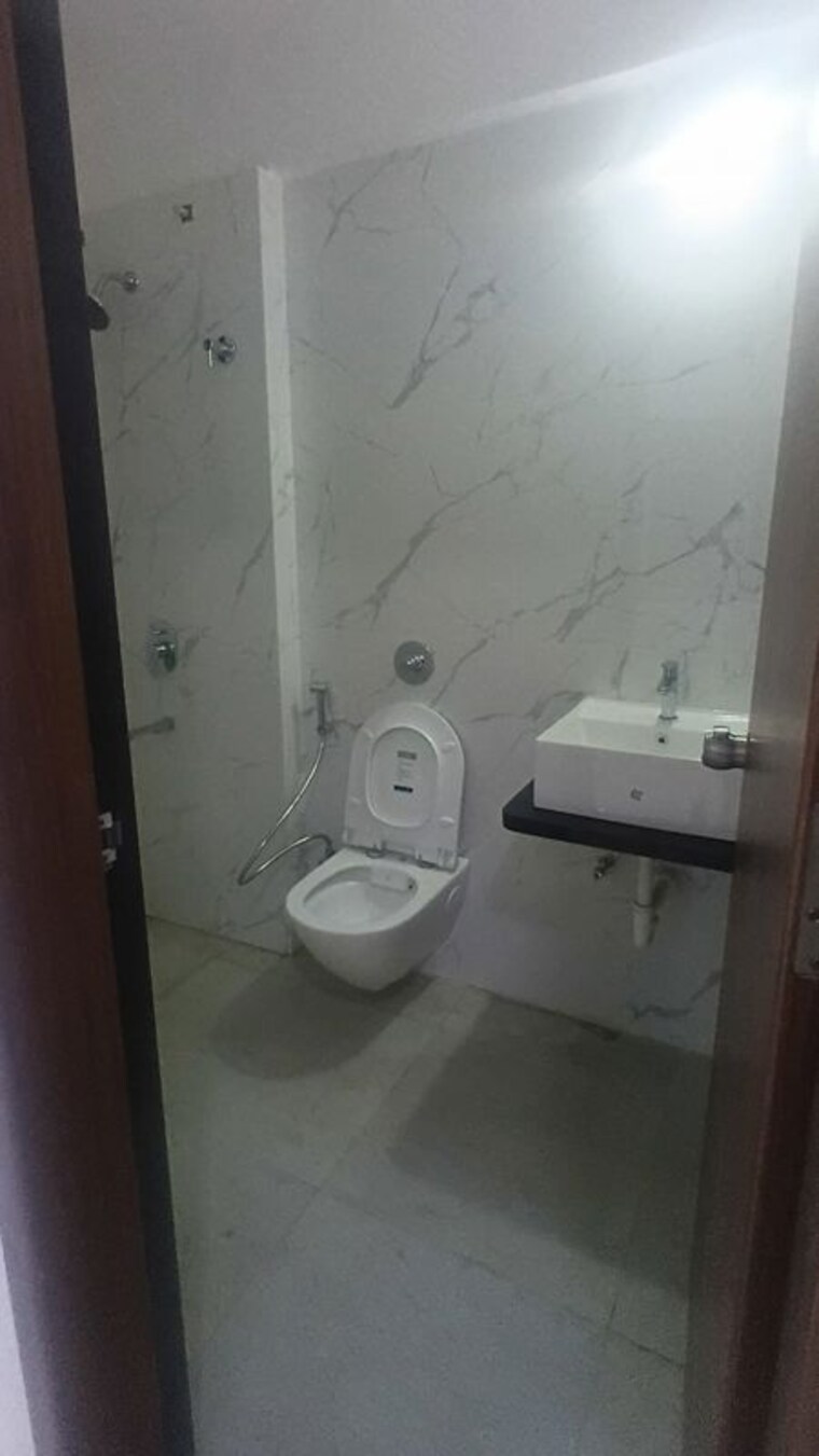 Bathroom, pristine-prolife-3 2 Bedroom 800 Sq.Ft. Apartment In Wakad Pune 10592510