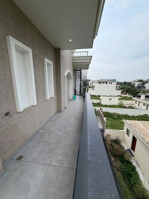 Balcony in 2.5 BHK Builder Floor at Sector 88 – for Rent