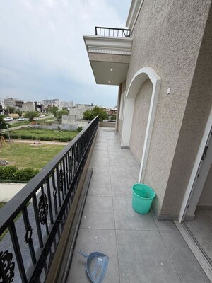 Balcony in 2.5 BHK Builder Floor at Sector 88 – for Rent