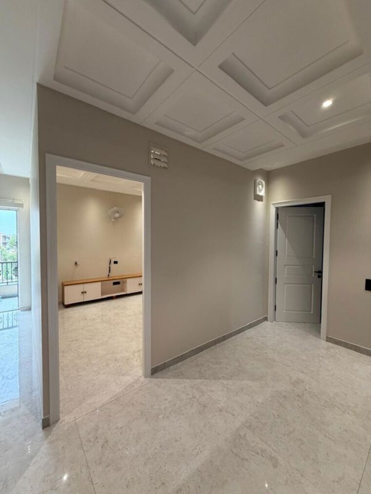 Room, sector 88 2.5 Bedroom 200 Sq.Yd. Builder Floor In Sector 88 Mohali 10592492