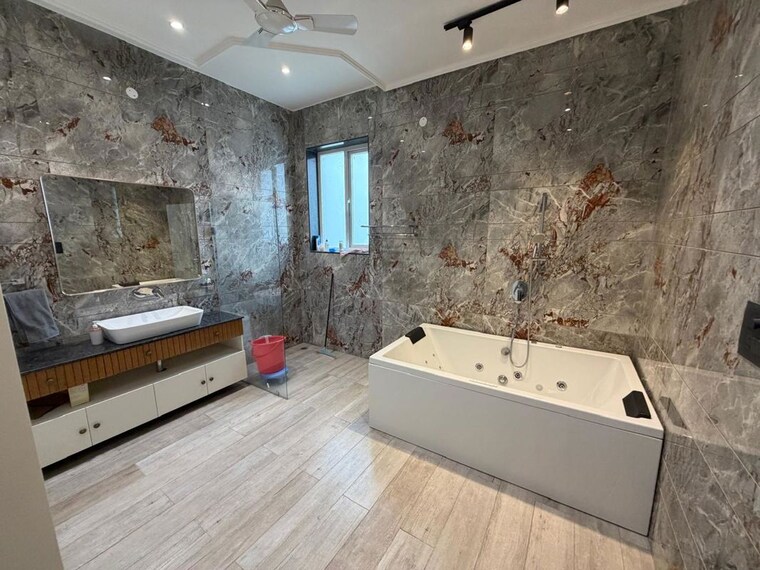 Bedroom, sector 88 2.5 Bedroom 200 Sq.Yd. Builder Floor In Sector 88 Mohali 10592492