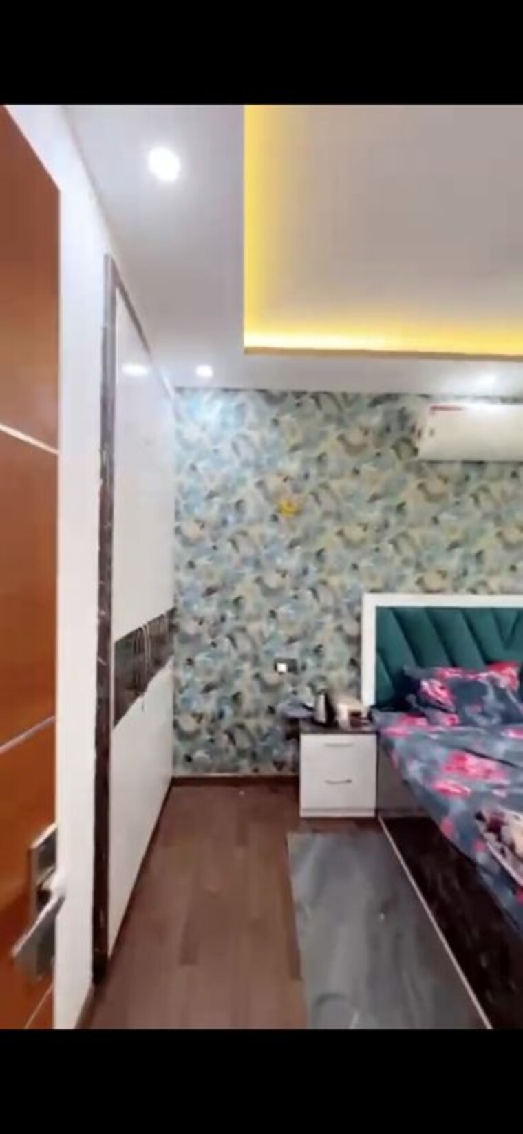 undefined, bptp-park-floors-i 4 Bedroom 300 Sq.Yd. Builder Floor In Sector 77 Faridabad 10592491