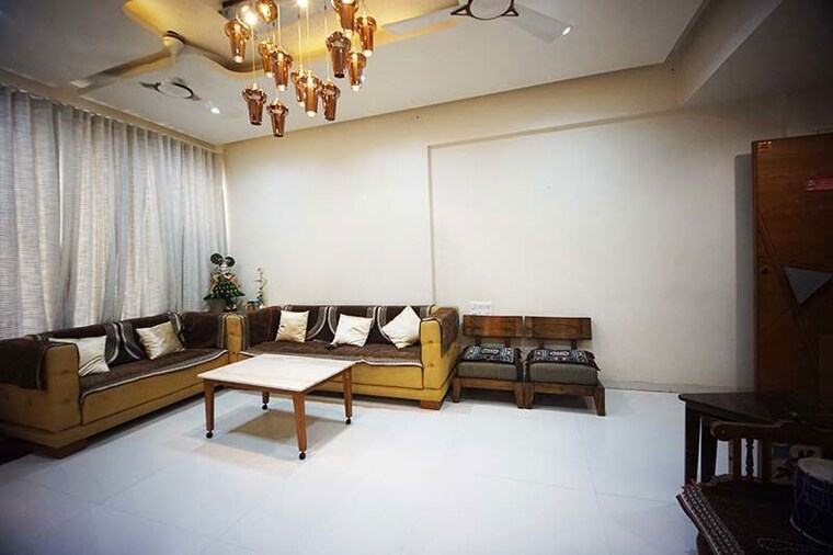 Living Room, gota 3 Bedroom 198 Sq.Yd. Apartment In Gota Ahmedabad 10592518