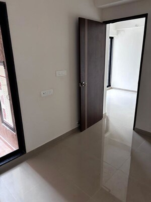 Room in 1 BHK Apartment at Conceptual Suraksha Smart City, Vasai East – for Rent