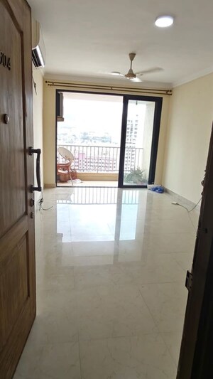 2 BHK Apartment For Rent in Goyal Lakshchandi Heights, Goregaon East