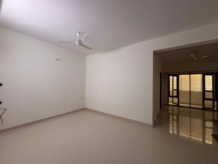 Room, sudarshan-ruby 2 Bedroom 1000 Sq.Ft. Apartment In Indiranagar Bangalore 10592549