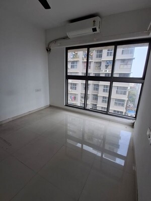 Room in 1 BHK Apartment at UK Iridium, Kandivali East – for Rent